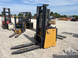 stacker Hyster S1.5S-2968 1500 kg